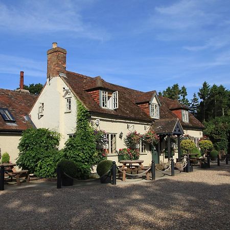The Black Horse At Ireland Shefford Zewnętrze zdjęcie